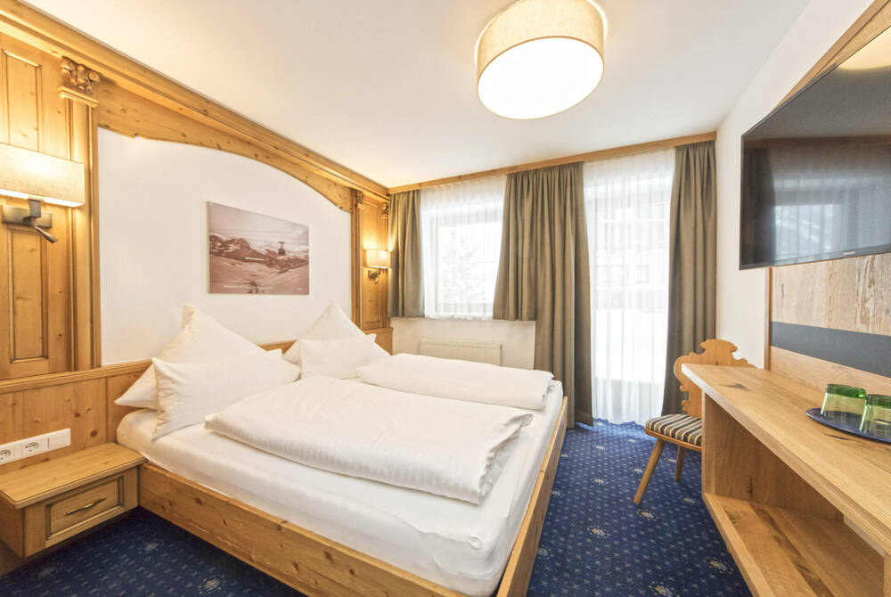  Room Hotel Garni Bellevue