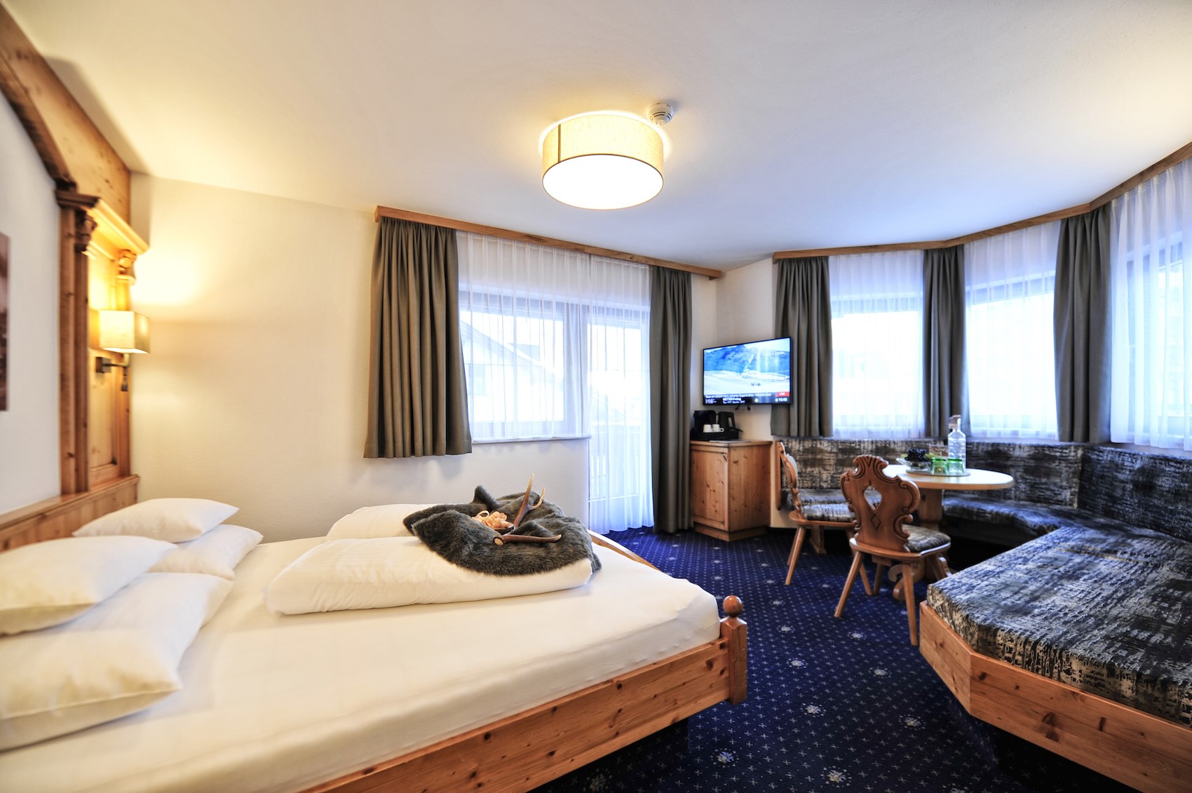 Bellevue Ischgl Dreibettzimmer Rooms